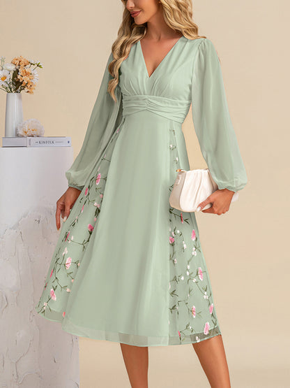 Pleated V-Neck A-line Chiffon Lace Midi Dress