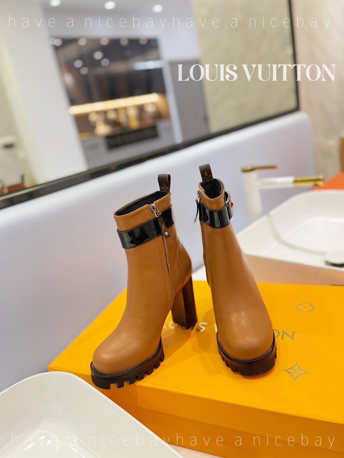 Premium LUV BOOTS 035
