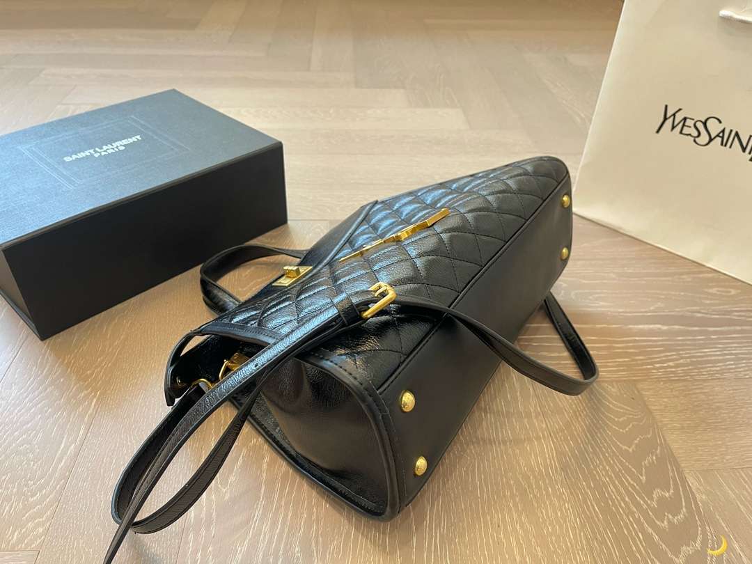 YSL Saint Laurent Oversize