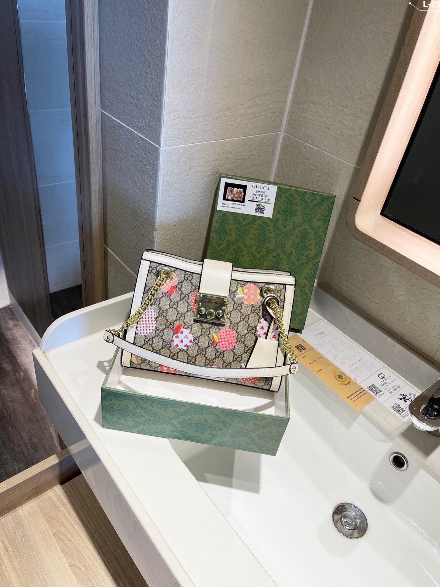 Gucci  Padlock Small Berry