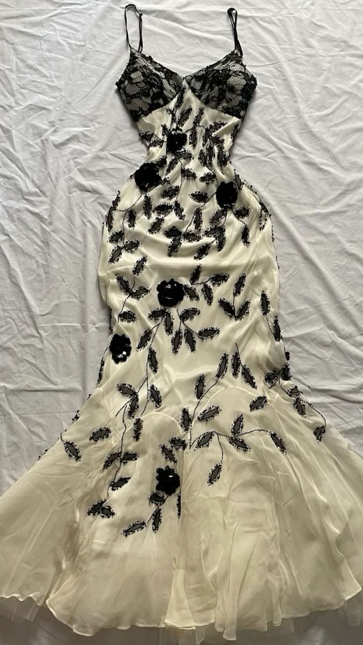 White black exquisite beaded long lace chiffon  Prom dress evening dress party dress gh5092