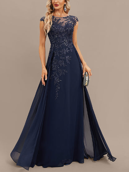 Round Neck Lace Solid Color Maxi Dress