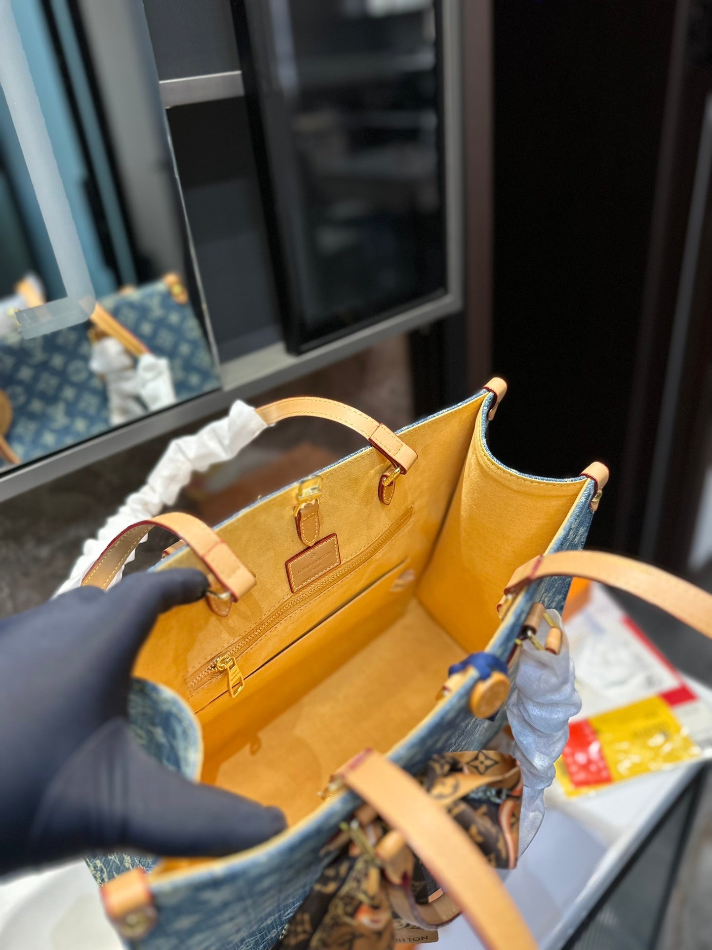 New LV Remix OnTheGo MM