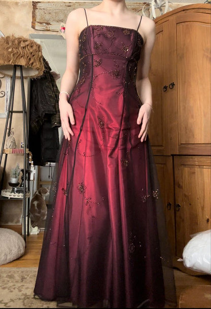 Burgundy Spaghetti Straps Exquisite Beaded Long Tulle Ball Gown Evening Dress prom dress gh3208