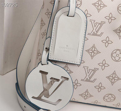 Louis Vuitton Monogram Mahina Beaubourg Mm Hobo