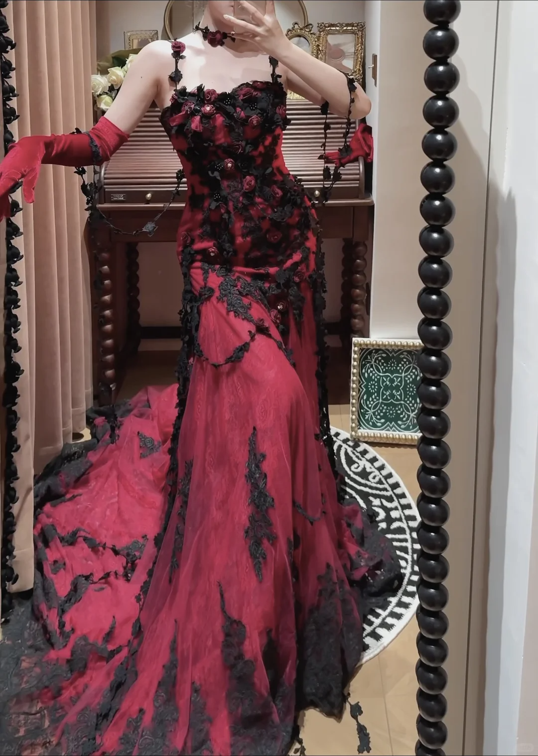 Burgundy Mysterious Red Rose Gorgeous Exquisite Lace Tulle Long Floor-Length Trailing Ball Gown Evening Gown gh4253