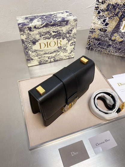 Dior 30 Montaigne Chain Bag