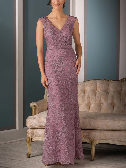 V-neck Solid Color Lace Maxi Dress