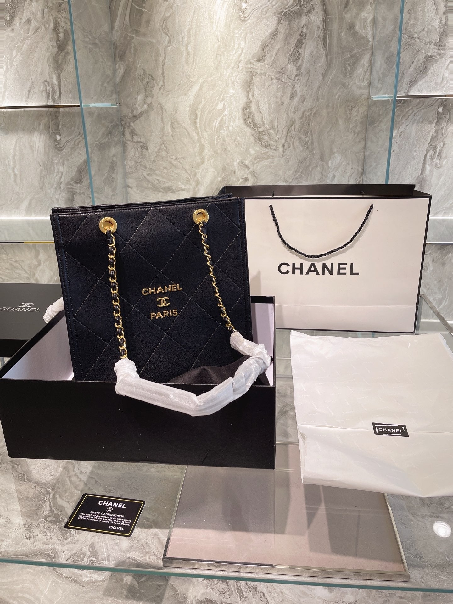 CHANEL SHOPPING BAG