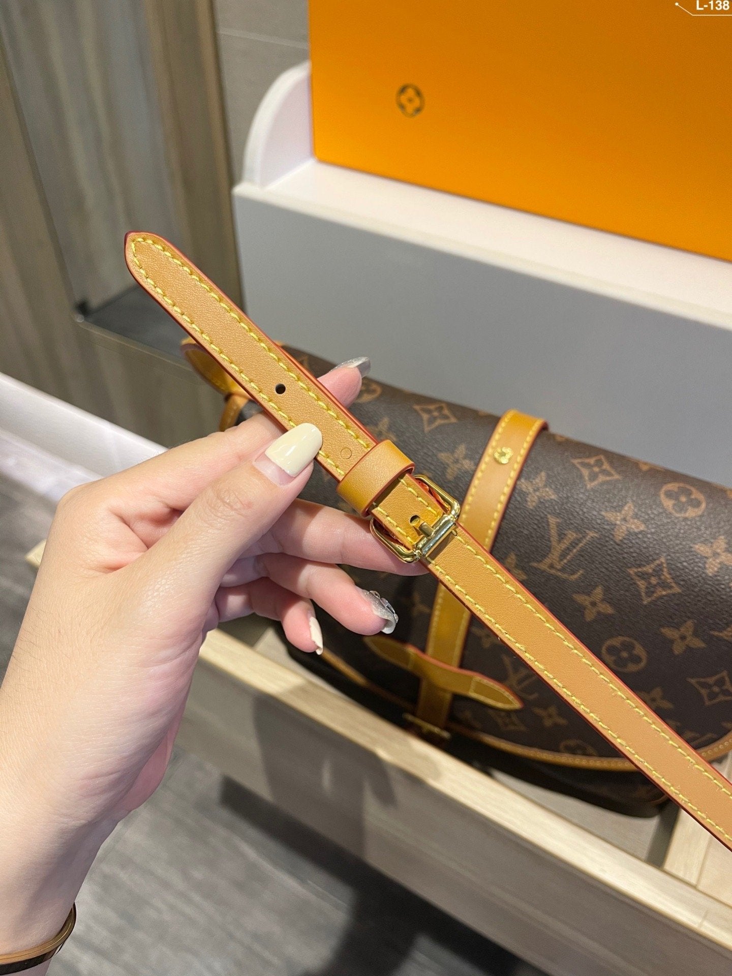 Louis Vuitton Monogram Saumur 30