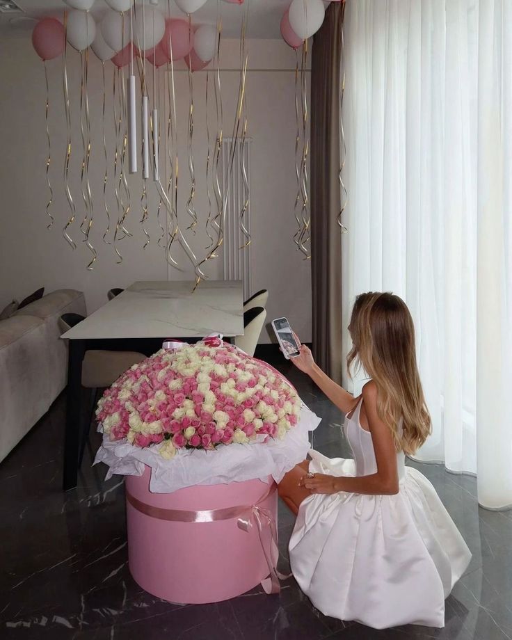 Sexy Ball Gown Square Neck White Satin Mini Short Formal 8th Grade Homecoming Dresses Summer Middle School Hoco Dress 20th Birthday Outfits DH1205