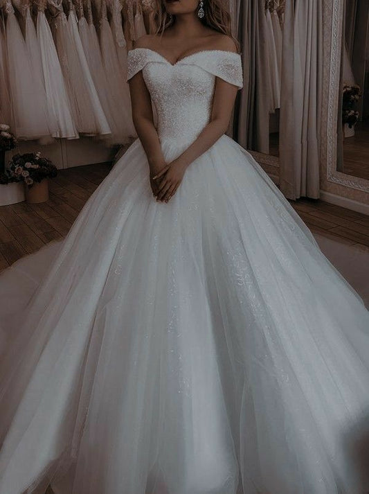 Unique Bridal Gown Ball Gown Off The Shoulder Tulle Short Sleeves White Wedding Dresses Vintage Bridal Gowns DH1213