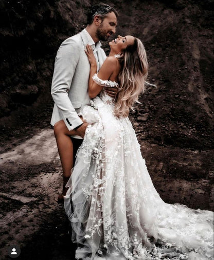 Unique Bridal Dress A Line Off The Shoulder White Tulle Lace Long Wedding Dresses Pretty Bridal Gowns DH1250