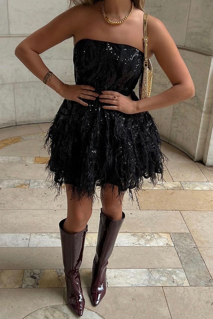 Sexy A Line Strapless Black Sequin Mini Short Formal 8th Grade Homecoming Dresses Summer Middle School Hoco Dress 18th Birthday Outfits DH1252