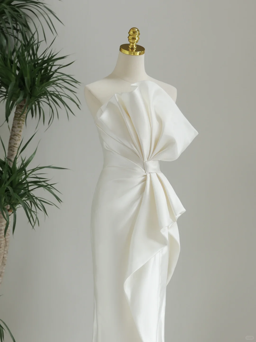 Classic Wedding Dress Mermaid Strapless White Satin Long Wedding Dresses Simple Bride Dress Bridal Gowns DH1285