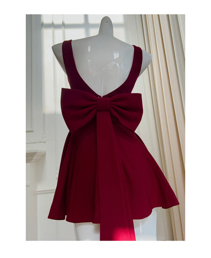 Cute Ball Gown Square Neck Burgundy Satin Grad Dress Inspo Short Mini Formal 8th Grade Homecoming Dresses High School Hoco Court Dress Graduation Dress Cocktail 18th Birthday Outfits D1941）