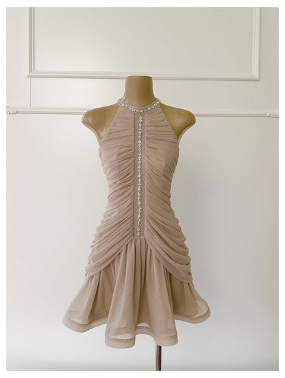 Cute Sheath Scoop Neck Champagne Short Grad Dress Inspo Short Mini Formal 8th Grade Homecoming Dresses High School Hoco Court Dress Graduation Dress 18th Birthday Outfits DH1951