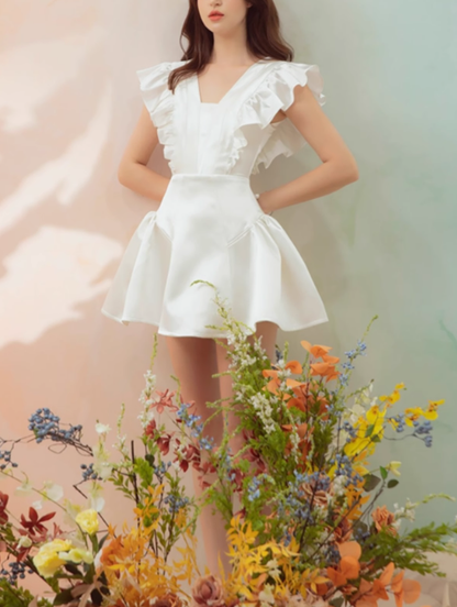 Sexy Ball Gown V Neck White Satin Short Mini Formal 8th Grade Homecoming Dresses Middle School Short Birthday Gowns Graduation Dress Hoco Outfits DH2099