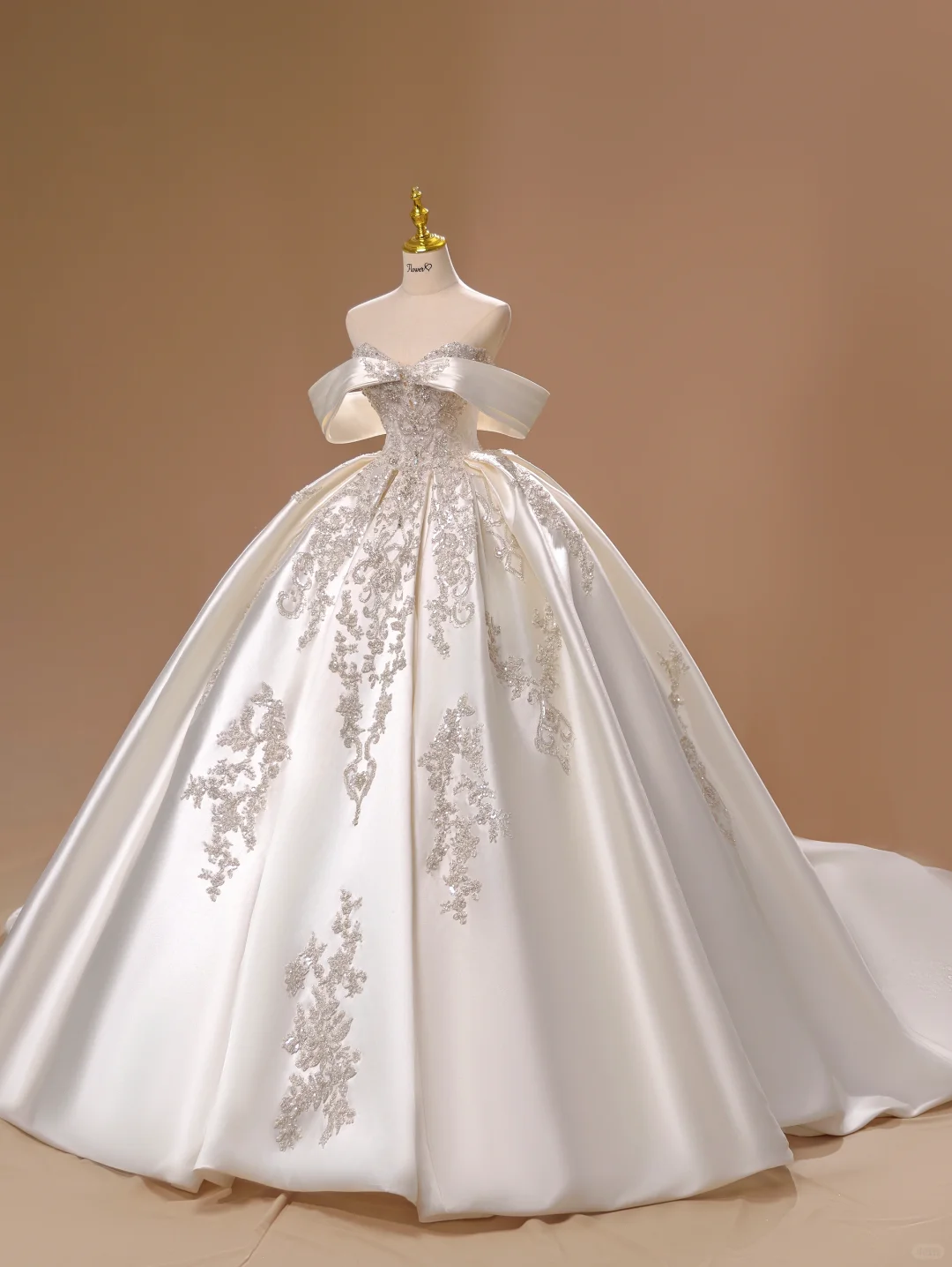 Princess Wedding Dress Ball Gown Off The Shoulder Satin Lace Short Sleeves Wedding Dresses Bridal Gowns DH2803