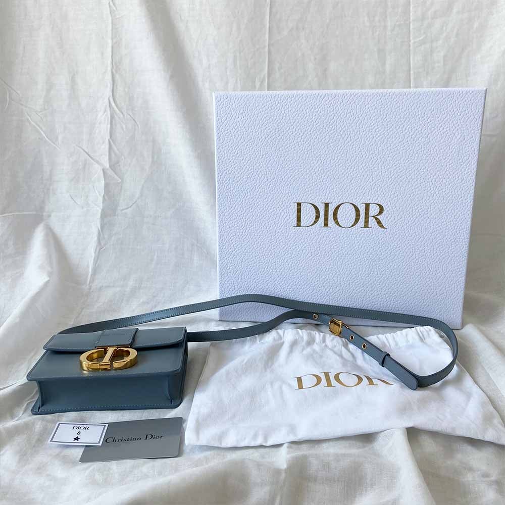 Dior micro 30 Montaigne blue crossbody bag