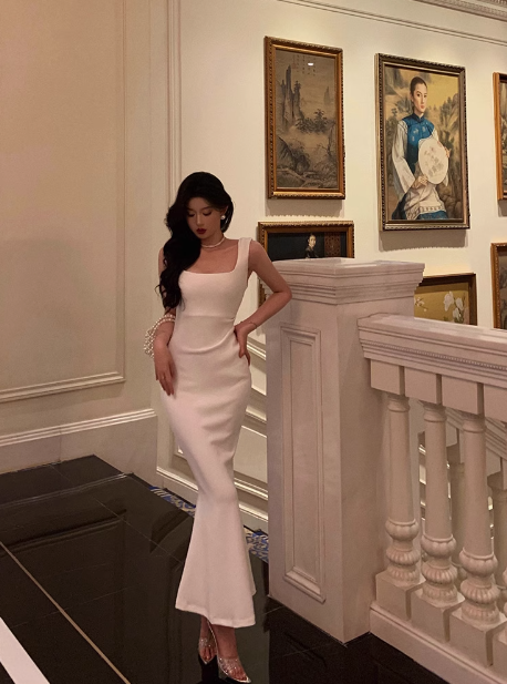 Elegant Mermaid Square Neckline White Sleeveless Burgundy 23rd Birthday Dress Party Gown Birthday Outfits Birthday Dress Ideas For Women DP1390