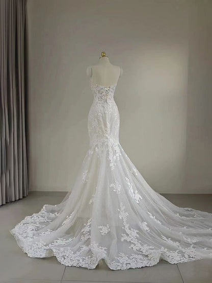 Dreamy Elegant Mermaid Sweetheart Lace Appliques Wedding Dress With Train Brides Dress DP611
