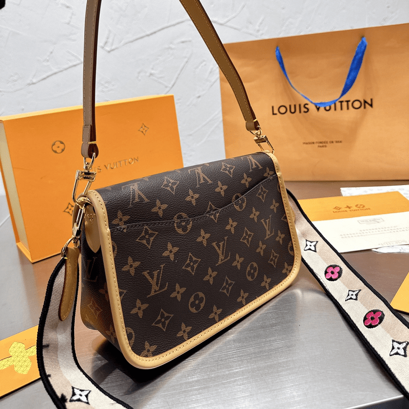 Louis Vuitton Diane M45985