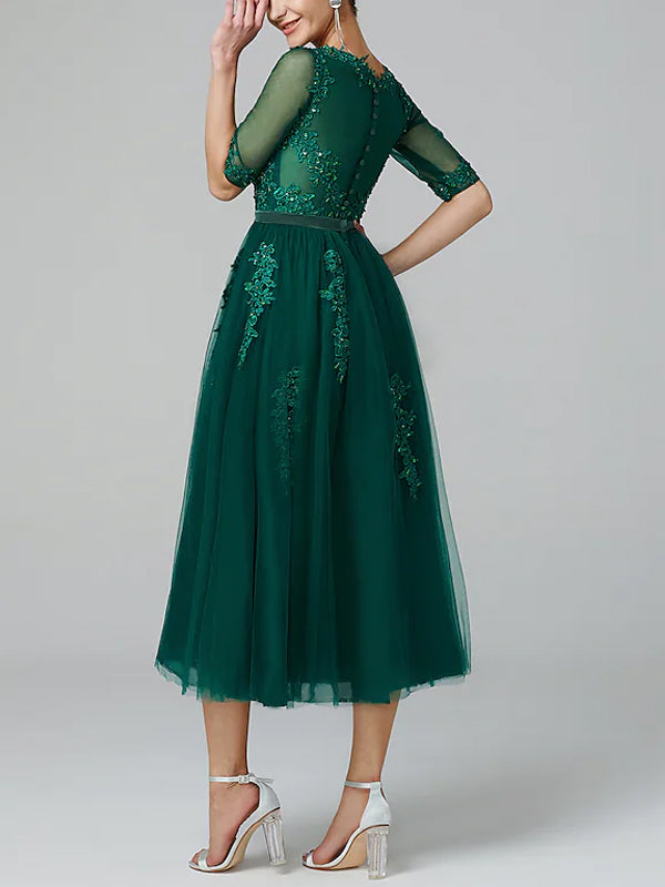 Round Neck Lace Solid Color Midi Dress