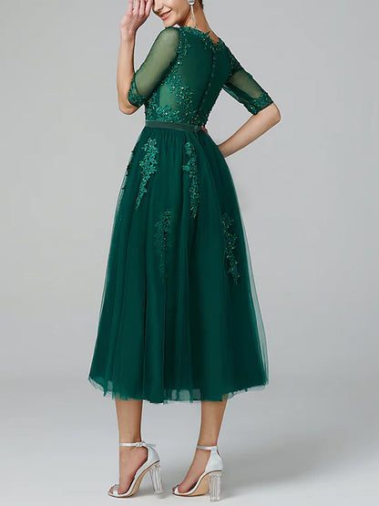 Round Neck Lace Solid Color Midi Dress