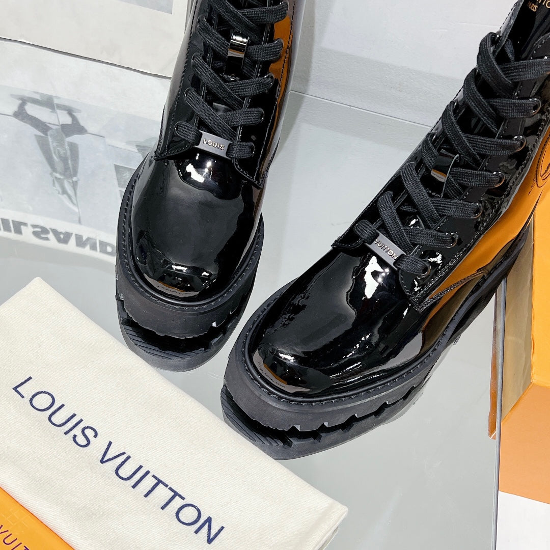 Premium LUV BOOTS 006