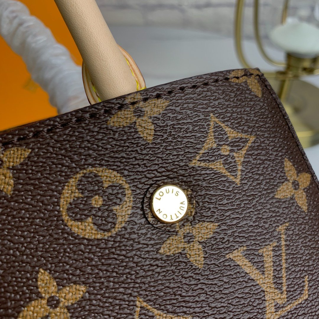 Louis Vuitton Montaigne