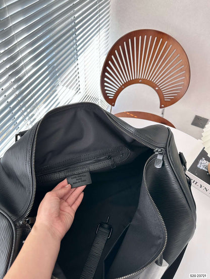 Black Epi Louis Vuitton Keepall 45
