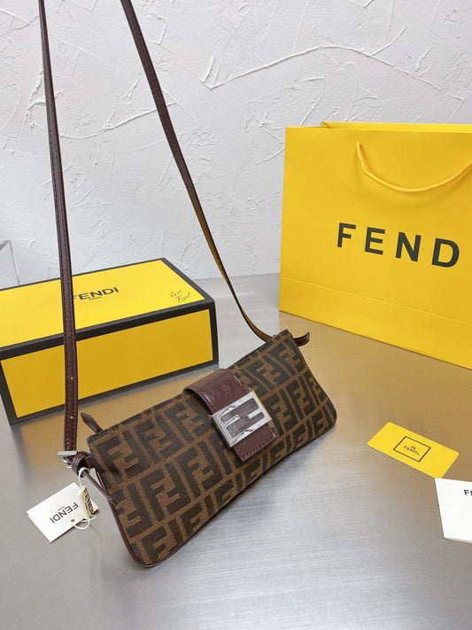 Fendi Pre-Owned 1990-2000s Baguette shoulder bag