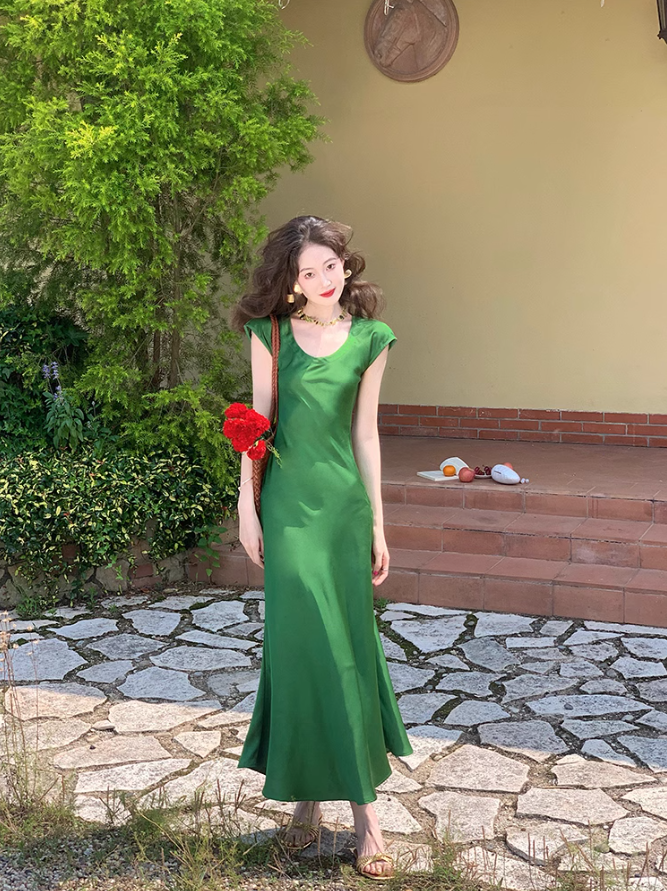 French exquisite waist satin slim fishtail temperament long skirt  ED0133