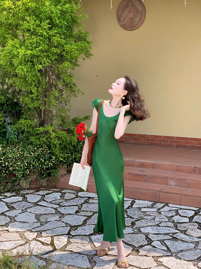 French exquisite waist satin slim fishtail temperament long skirt  ED0133