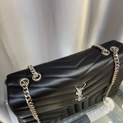 Saint Laurent Loulou