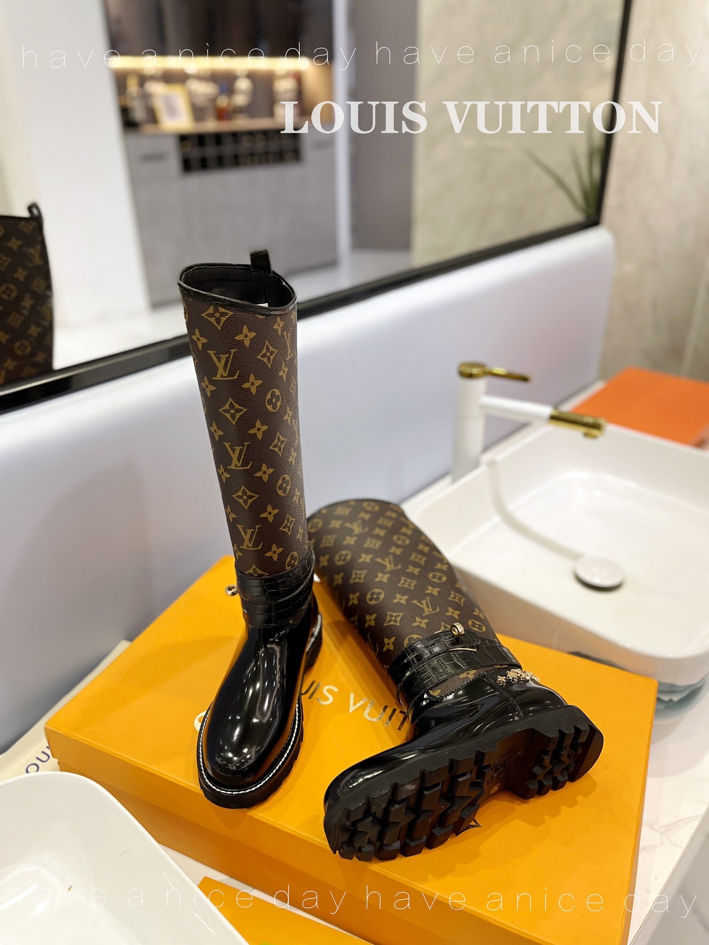 Premium LUV BOOTS 029