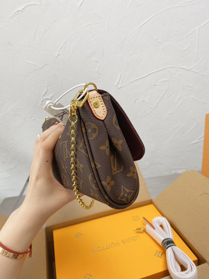 Louis Vuitton Monogram Favorite MM
