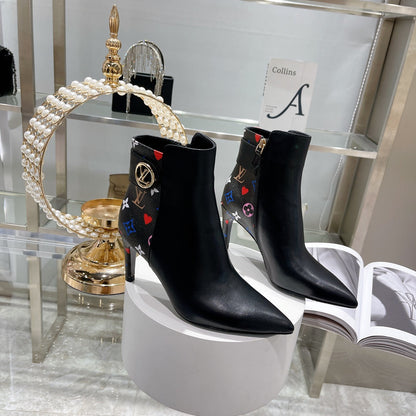 Premium LUV BOOTS 025