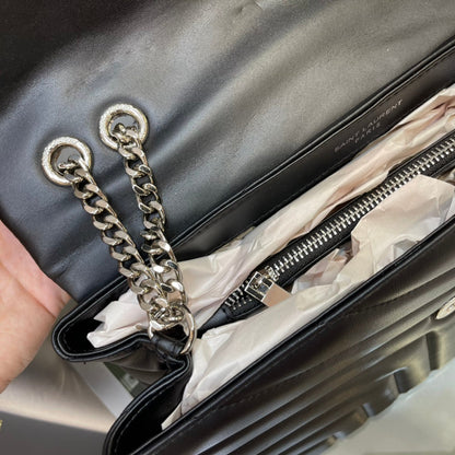 Saint Laurent Loulou