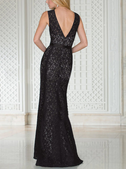 Round Neck Solid Color Lace Maxi Dress