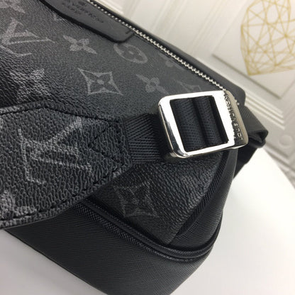 Louis Vuitton M30233 Outdoor