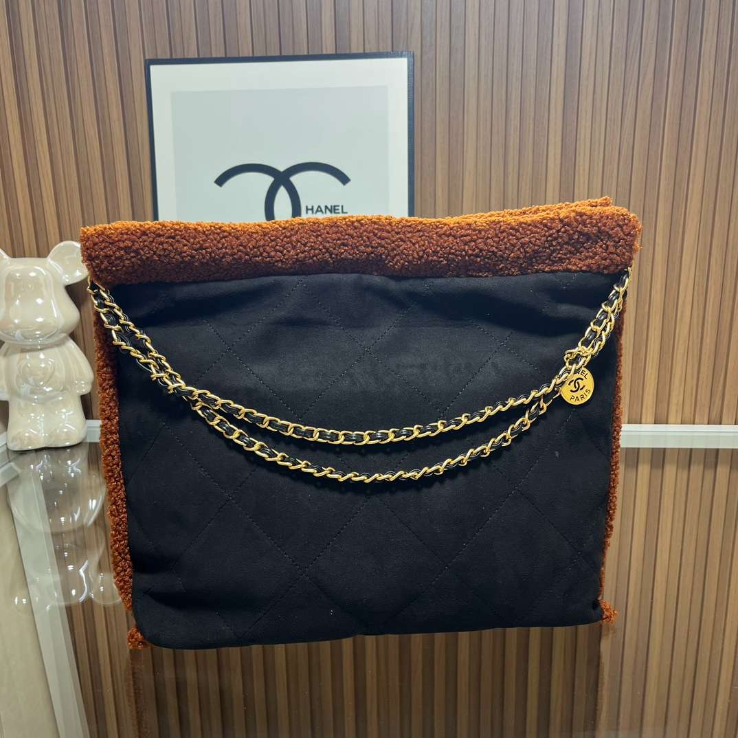 CHANEL Chanel 22 Hobo Small Black Velvet