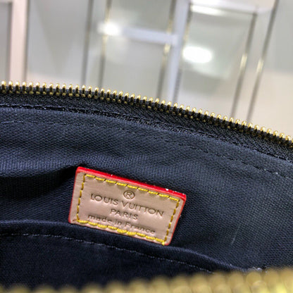 Louis Vuitton Alma