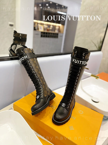 Premium LUV BOOTS 032