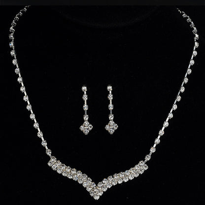 V-shaped Crystal Short Clavicle Chain Stud Necklace Set