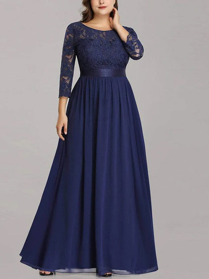 Plus Size Round Neck Lace Maxi Dress
