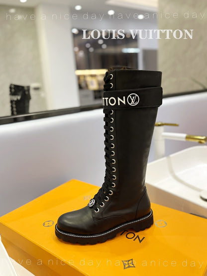 Premium LUV BOOTS 031