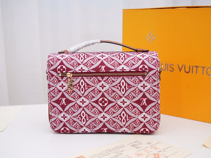 LV By The Pool Pochette Métis