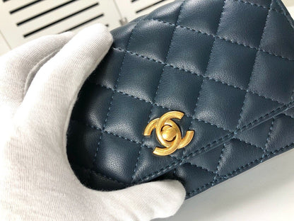Chanel CC Wallet on chain